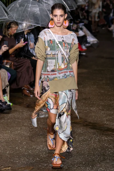 Look 35